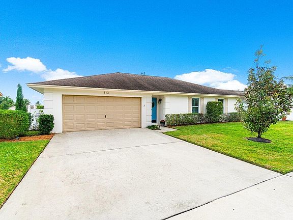 2nd image of 113 Parkwood Drive