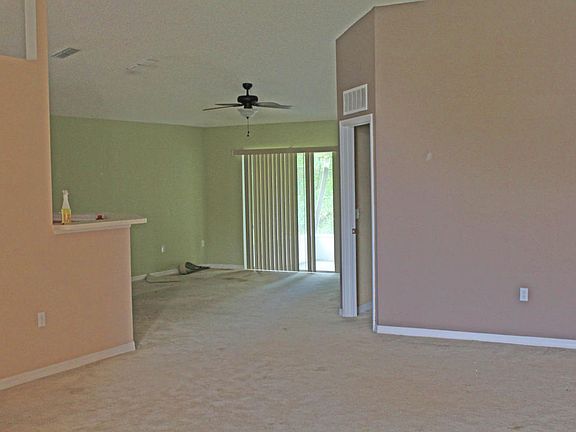 5th image of 3265 Garden Acres Ct W