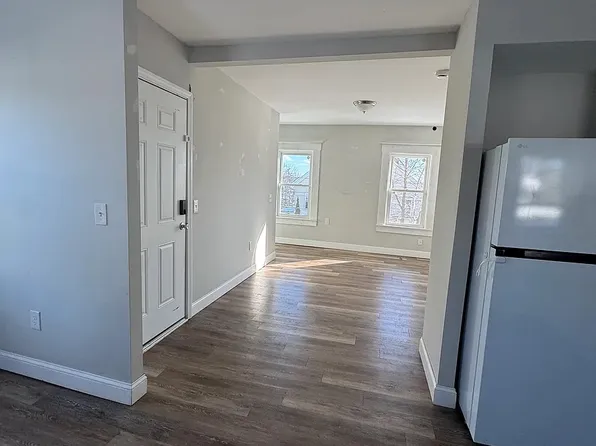 7 Beacon St, Nashua, NH