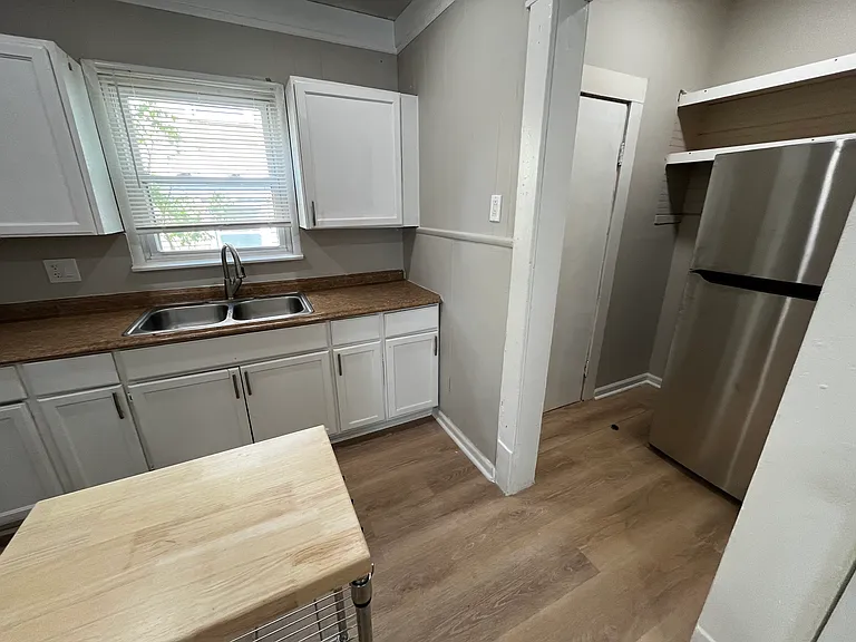 316 Reynolds St — Photo 3