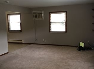 313 Spruce St, Aurora, IL 60506