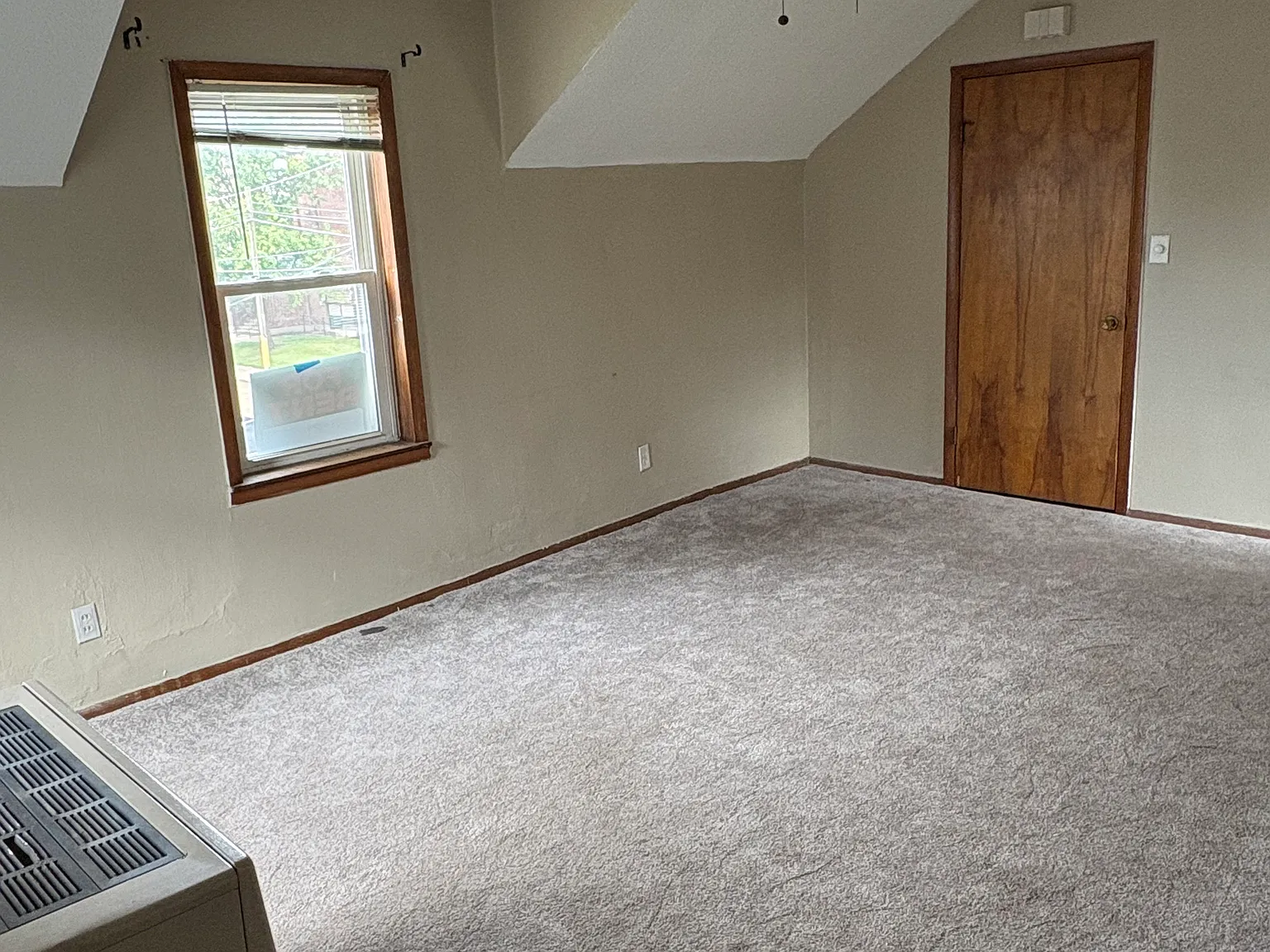 1 bed, 700 sqft, $600 — Photo 2