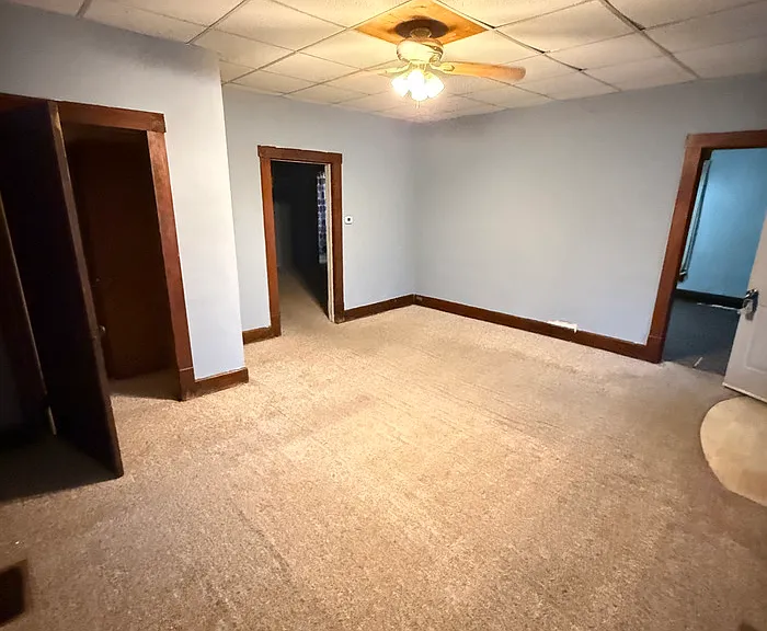 564 N North Court St — Photo 9