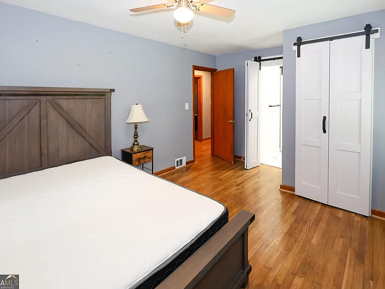 2218 Dodson Dr — Photo 14