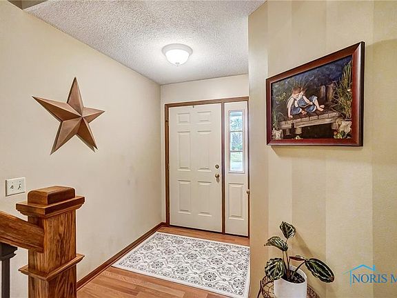 3rd image of 1793 Lexington Dr