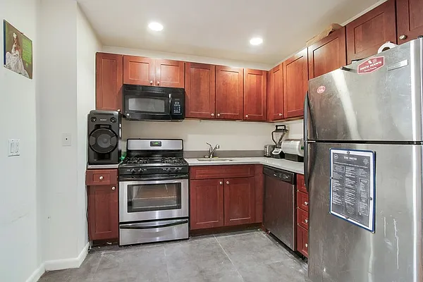 Rented by LG Fairmont Group | media 6