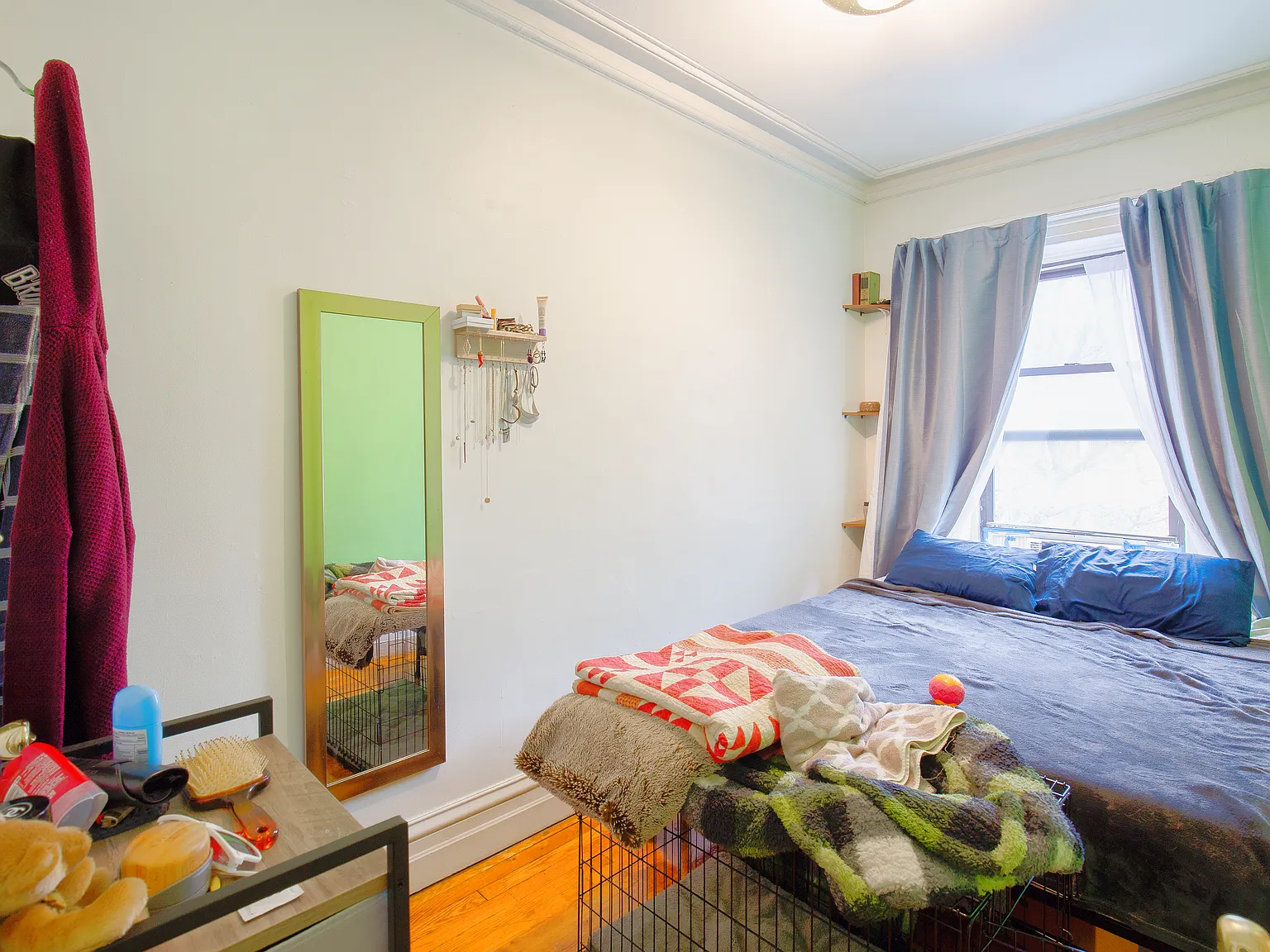 322 East 19th Street — Photo 4