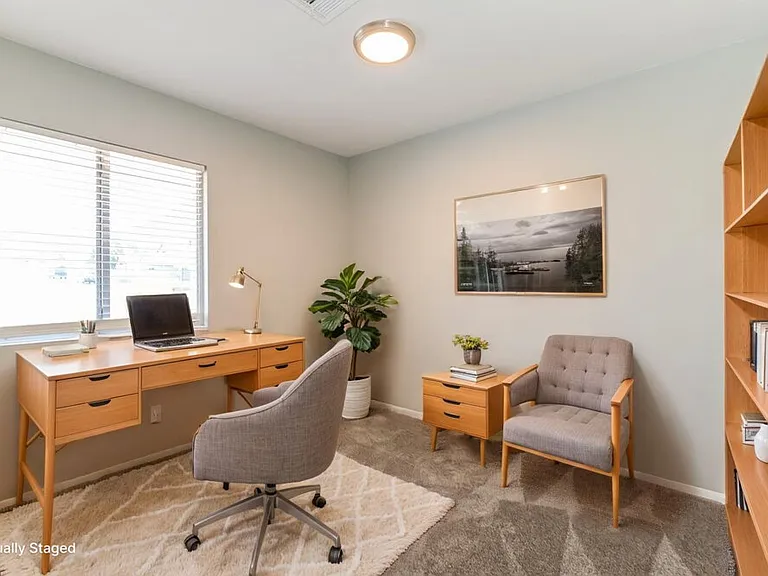 364 Toyabe St — Photo 14
