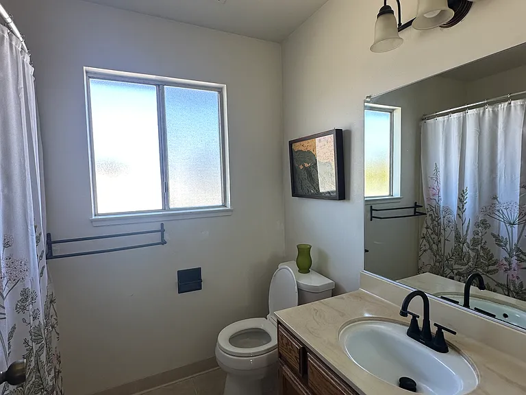1506 Broadway #C — Photo 10