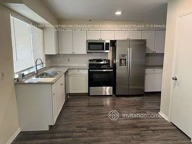 15834 Fox Springs Dr — Photo 6