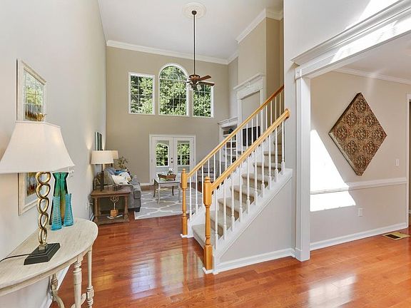 2nd image of 319 Windsong Way