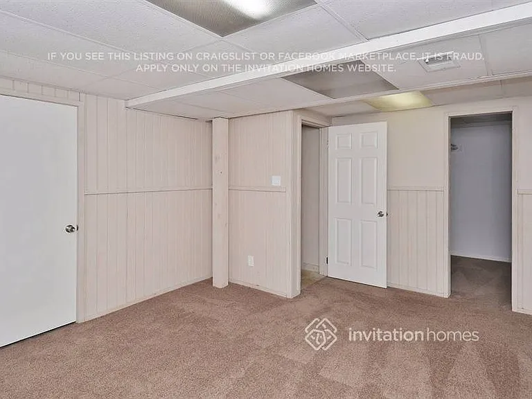 2851 S Genoa St — Photo 12