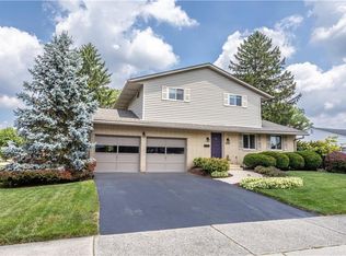 3165 Swigert Rd, Dayton, OH 45440