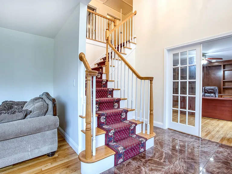 9 Mayflower Ln — Photo 24