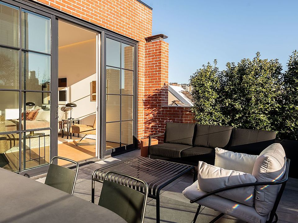 1st image of 313 E 6th St #Penthouse