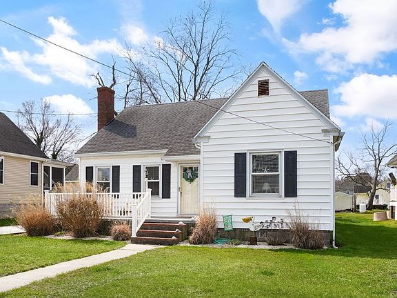 3rd image of 6326 Mumford St