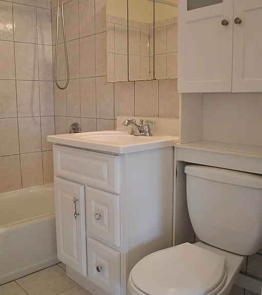 4 Universal St #12 — Photo 12