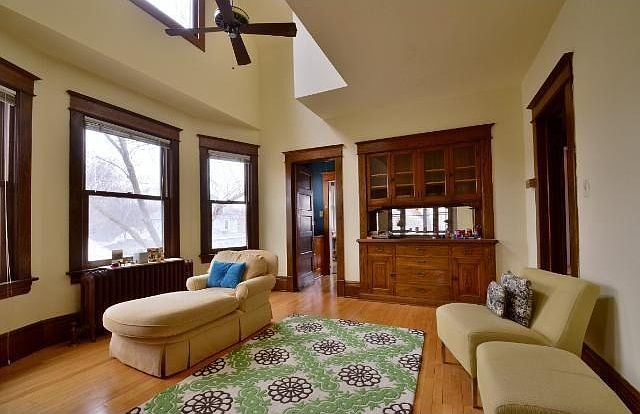 Lots of light & open space