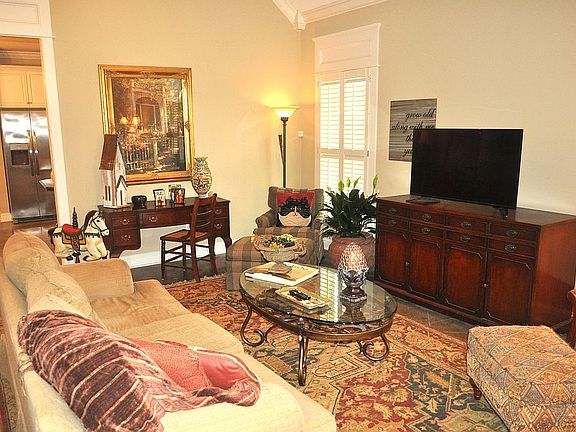 5th image of 8588 Rosedown Ln