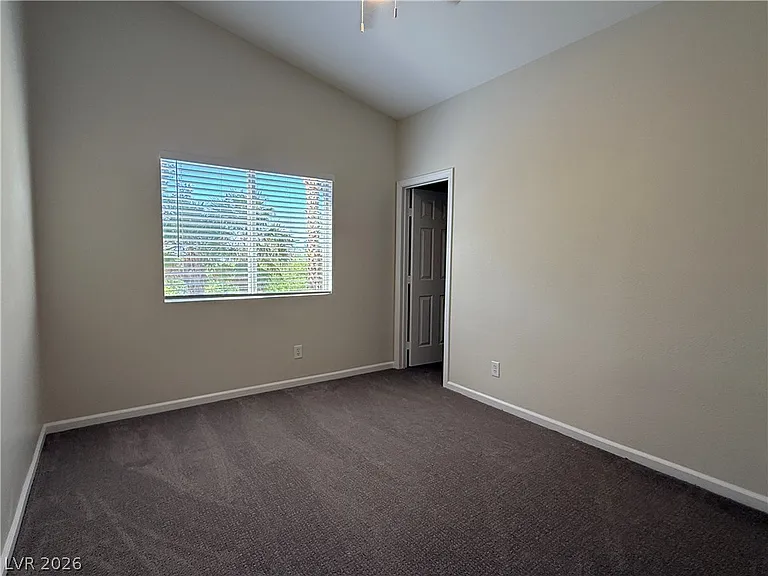 1908 Thunder Ridge Cir — Photo 18