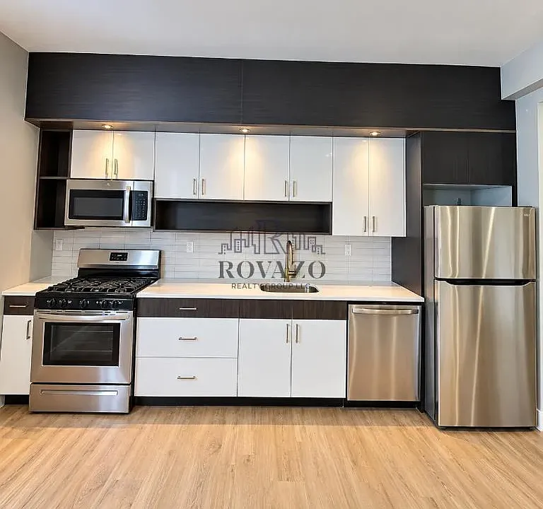 502 William St #1DD