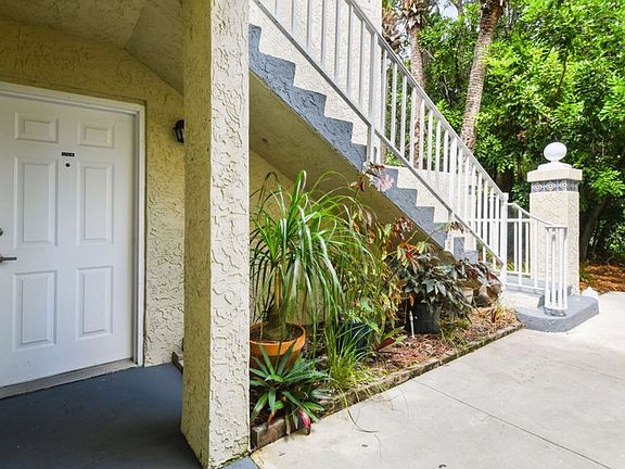 5th image of 1602 SE Green Acres Cir APT U104