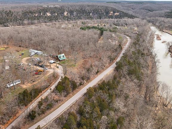5th image of 21303 Teardrop Rd