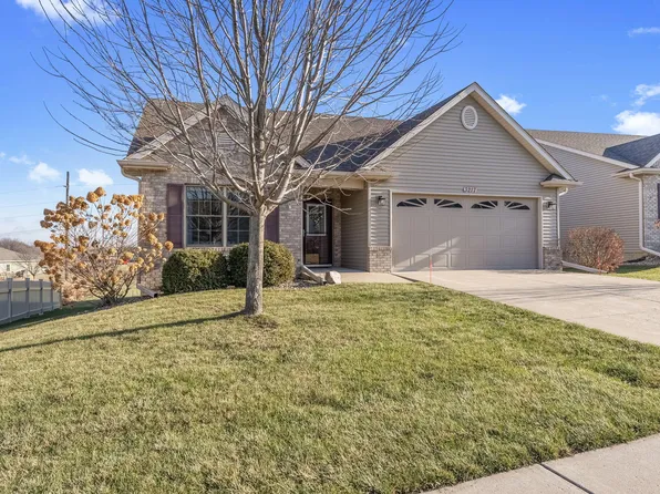 3217 Majestic Dr, Muscatine, IA 52761