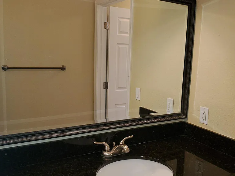 182 Eastridge Dr — Photo 23