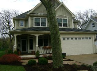 663 Kenilworth Ave, Glen Ellyn, IL