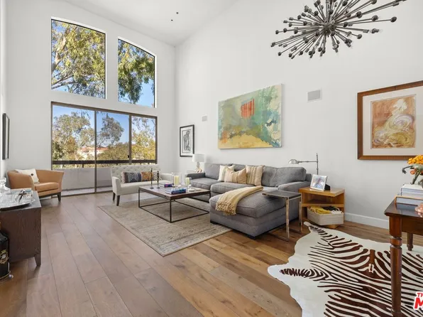 410 S Barrington Ave APT 307, Los Angeles, CA 90049