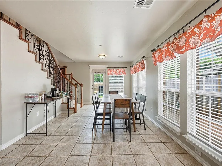 4713 Doe Run Dr — Photo 30