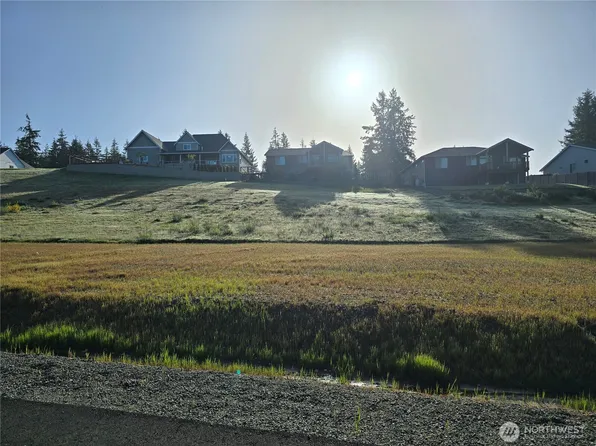 70 E Virgil Drive W, Allyn, WA 98524