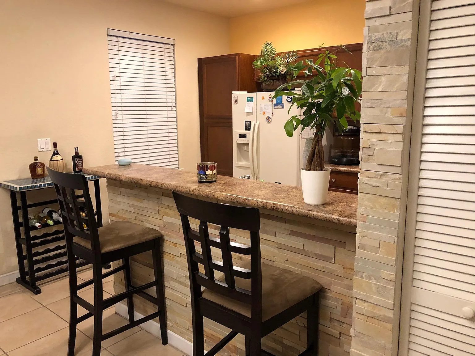 4 bed, 2312 sqft, $3,450 — Photo 3