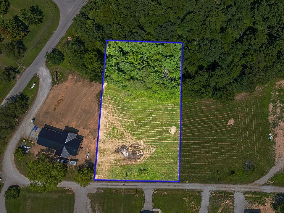 1st image of 94 Outlook Dr