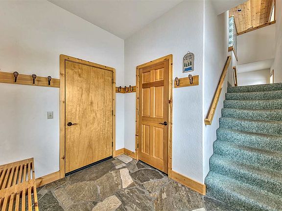2nd image of 12426 Viking Wa Viking Way