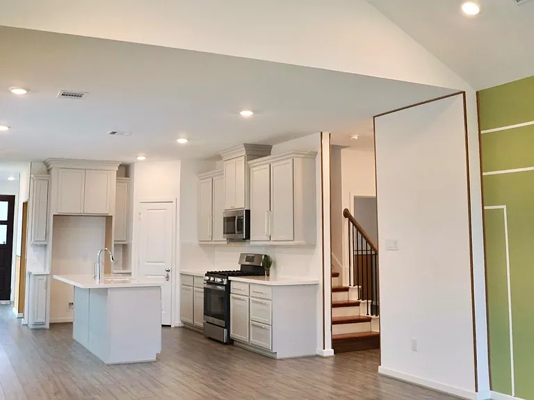 17631 Carnation Glen Dr — Photo 8