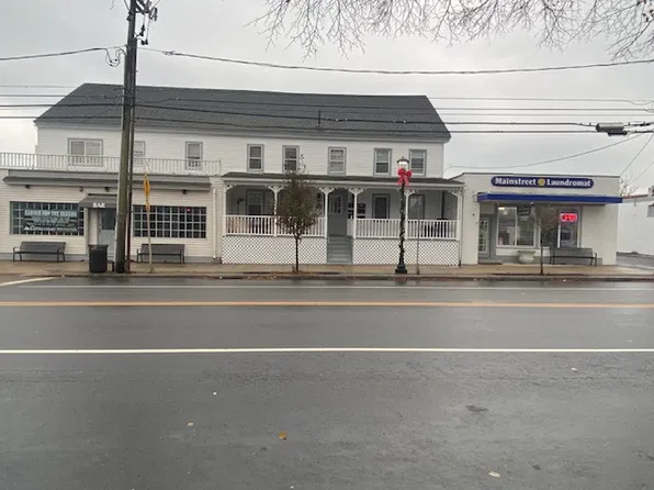 256 W Main St #5, Niantic, CT 06357