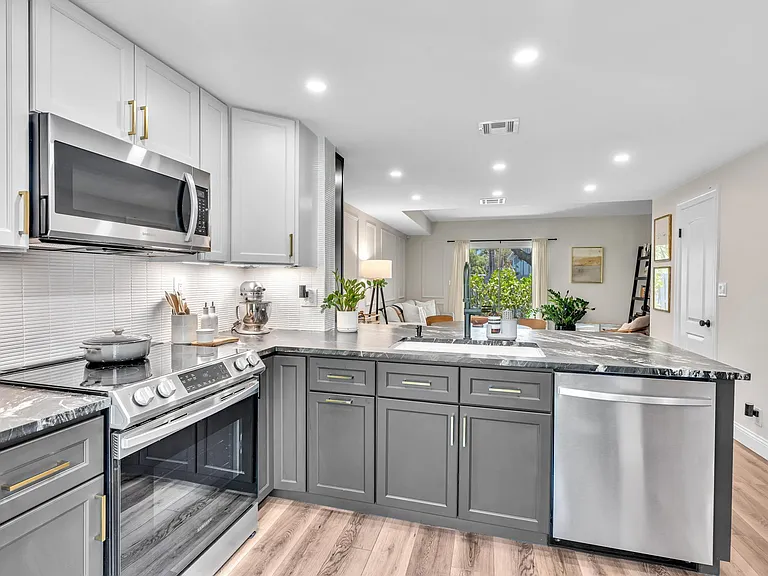 1801 NE 15th Ave #1801 — Photo 20