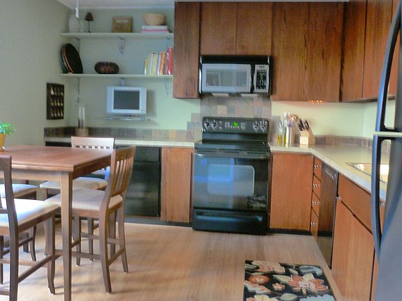 2nd image of 19753 Dell Dr