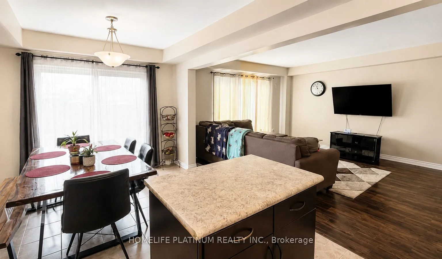 3 bed, $2,650 — Photo 3