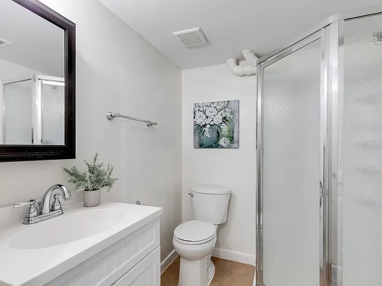 4321 N Huguenot Rd — Photo 4