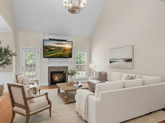 4th image of 107 Home Pl
