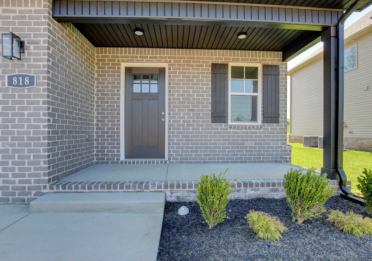 818 Limestone Way — Photo 2