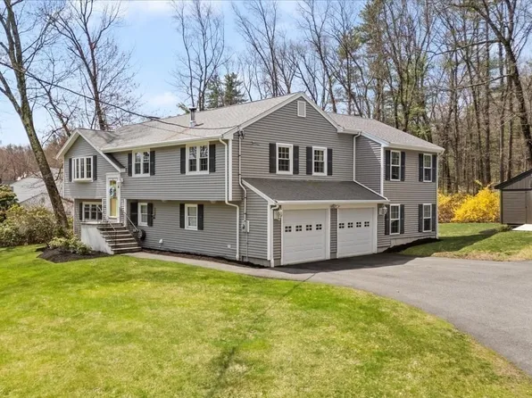 4 Summit Rd, Southborough, MA 01772