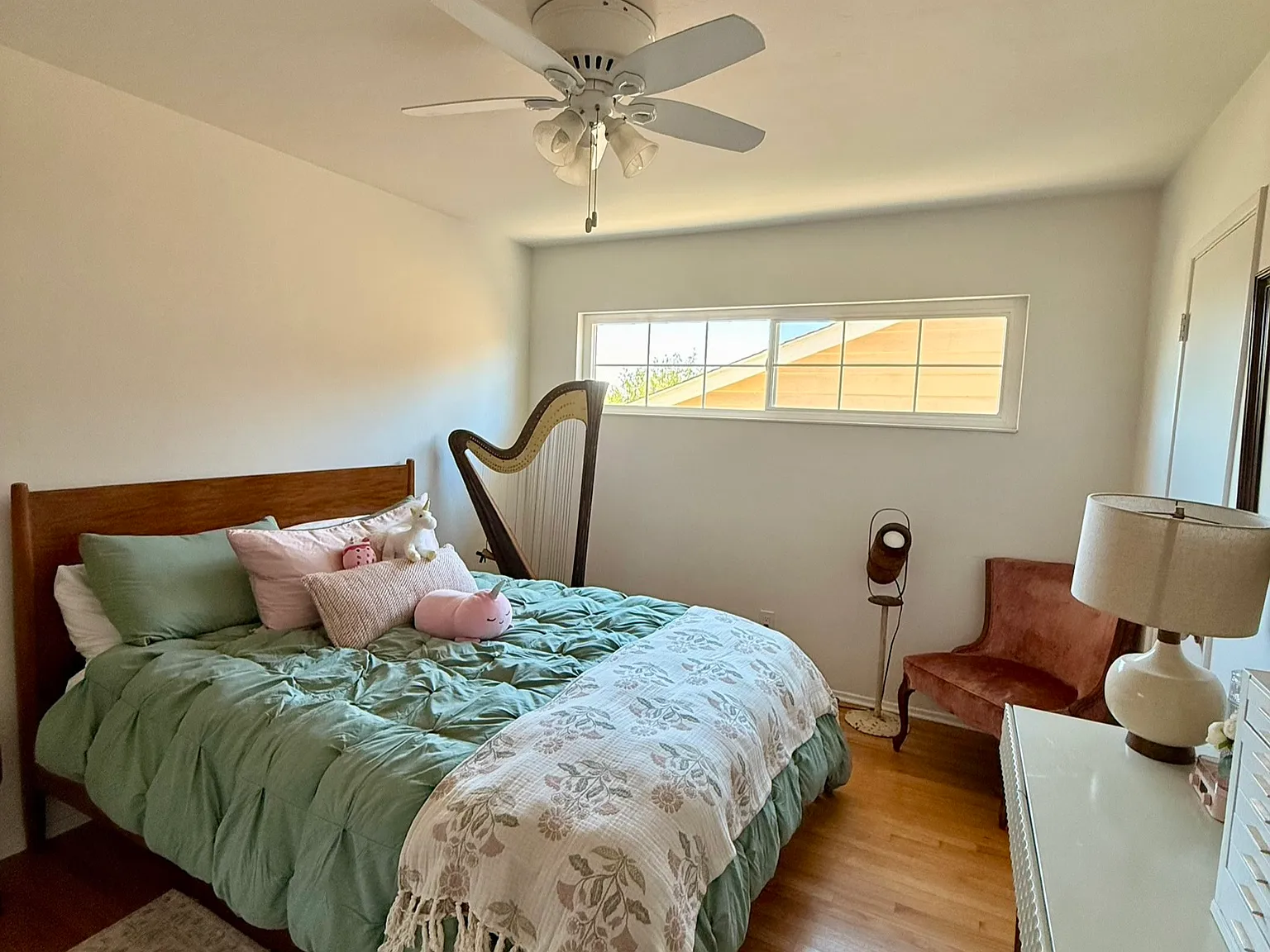 3 bed, 1400 sqft, $1,800 — Photo 3