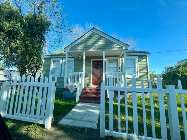 2404 Hartford St, Portsmouth, VA 23707