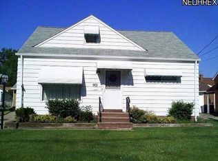 901 E 245th St, Euclid, OH 44123