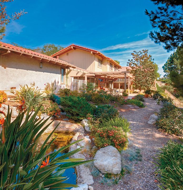 1st image of 1424 Vista Del Mar Dr