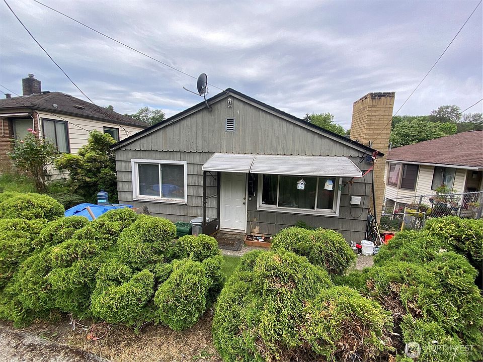 1st image of 3625 15th Avenue S